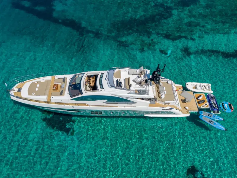Azimut 77S | Gran Abe II yacht for charter