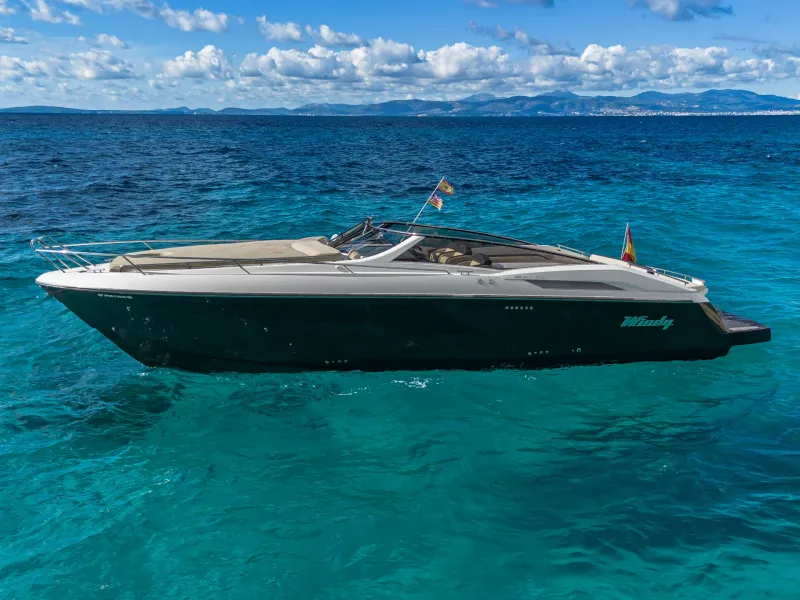 Windy 39 Camira | Cuca yacht for charter